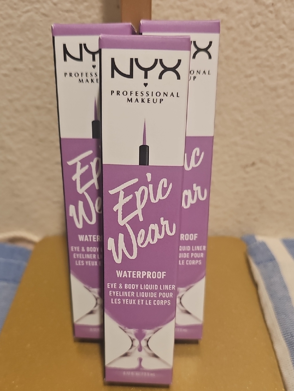 NYX professional Epic Wear Eyeliner in lilac